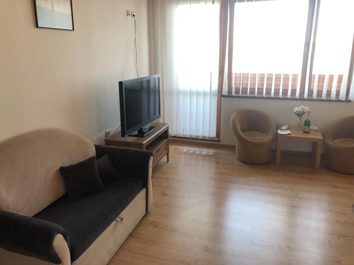 Slanicky Dvor Hotell Námestovo Exteriör bild