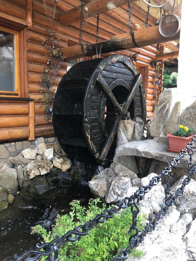 Slanicky Dvor Hotell Námestovo Exteriör bild